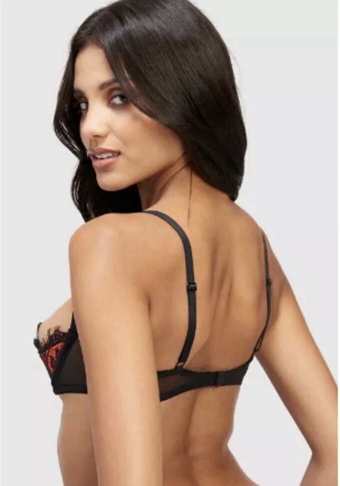 Foto 11 di 11