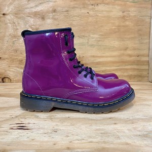 dr martens delaney size 4