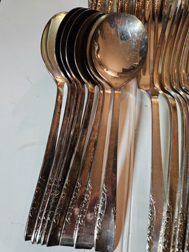 Oneida Deluxe Rogers Proposal Silverplate Stainless 50 Pc Service For 8 - Picture 7 of 10