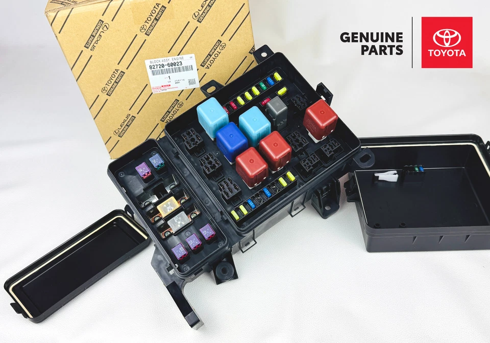 82720-60023 Lexus LX470 Toyota Land Cruiser OEM bloque de conexiones de sala de motores Foto 2 de 4