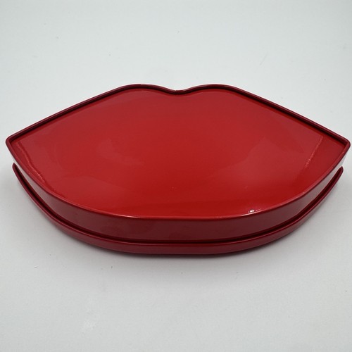 Lata lápiz labial MAC Labios rojos edición limitada caja de regalo estuche organizador de maquillaje - Imagen 2 de 5