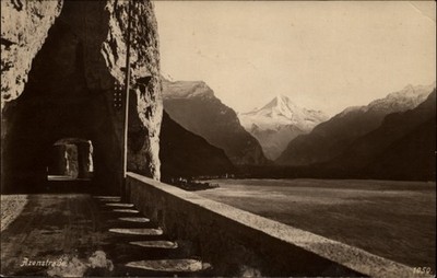 Axenstrasse Brunnen Switzerland vintage postcard g552