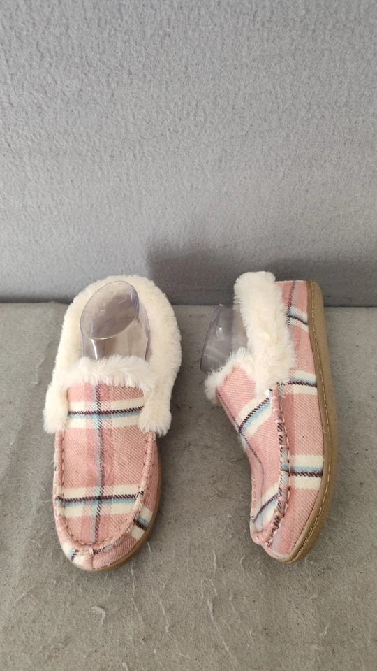 Zapatillas mocasín Charter Club para mujer 7M acogedoras rosas a cuadros forradas de piel sintética relajadas Foto 4 de 4