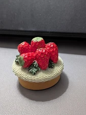 1998 Our America Gift Inc. Strawberry Jar Candle Topper 