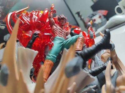 Madara vs Might Guy Statue Sky Top Studio Naruto Shippuden Resin Light Up