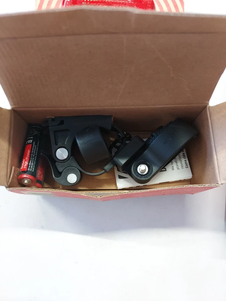 Planet Bike Beamer 1 y Blinky Juego de 3 Luces Cabeza Blanca/Cola Roja Nuevo Foto 3 de 3