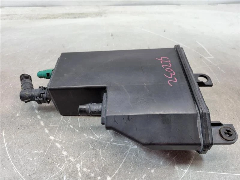 2012 2013 2014 2015 2016 2017 Subaru Impreza bote de carbón de vapor de combustible Foto 4 de 4