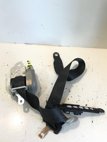 Toyota Corolla Verso Seat Belt Front Right 7P1150-P Genuine 2.2 2007 - Picture 1 of 9