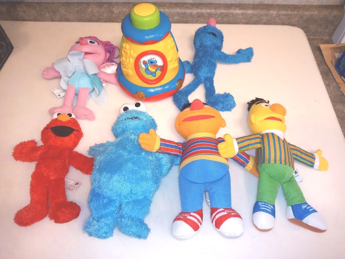 Sesame Street Plush Lot Of 6 and spinning light-up toy Bert
