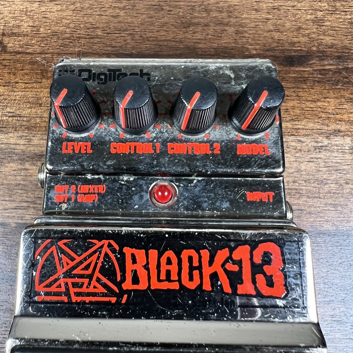 DigiTech デジテック Black-13 Scott Ian DigiTech Black 13 Scott Ian Pedal | zZounds