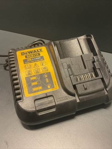 Dewalt DCB113 XR Akku Ladegerät Lithium Ionen Multi-Voltage 10,8V-18V UK