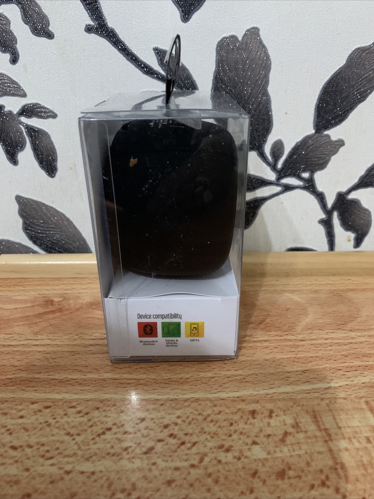 Juice Jumbo Marshmallow Bluetooth Speaker Black (JUISPKERJMBMALOW