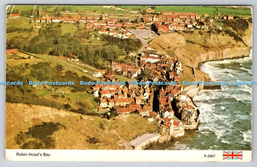 R735550 Robin Hood Bay E T W Dennis Scarborough