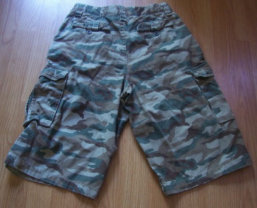 RUFF HEWN BOY'S YOUTH SIZE 16 CAMO CARGO SHORTS - SUPER NICE - Picture 2 of 2