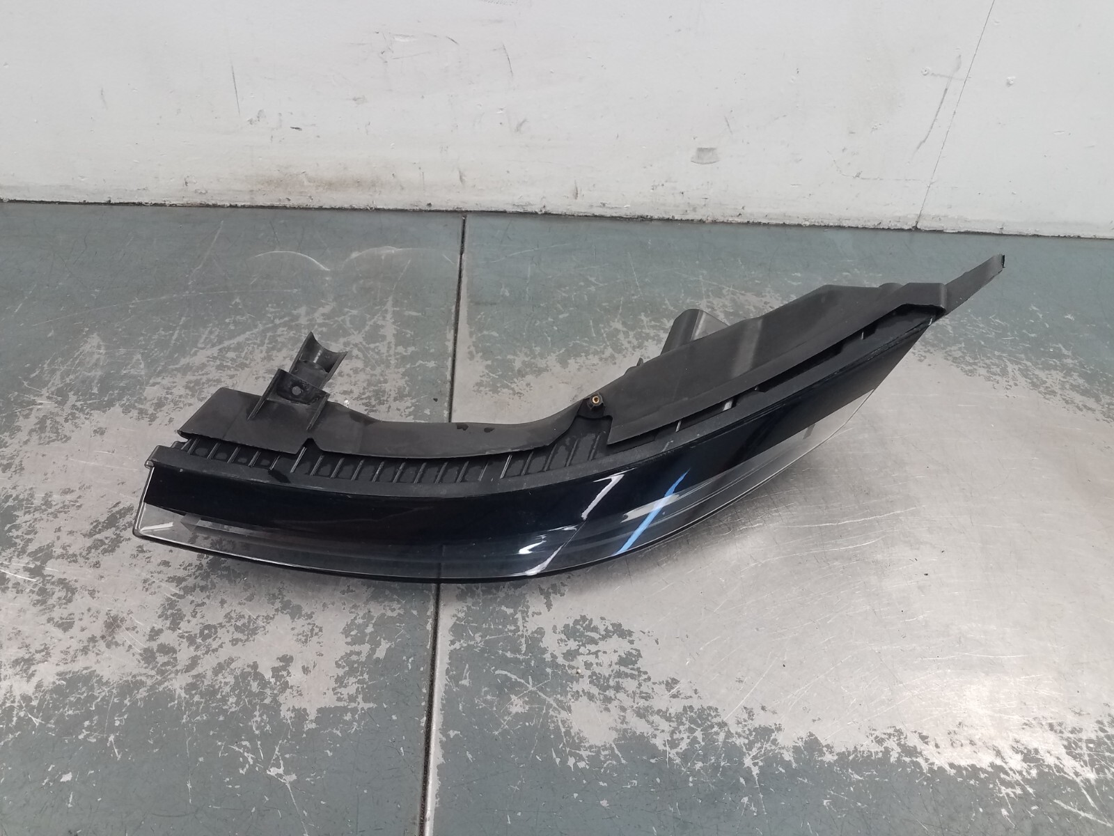 2021 McLaren 765LT Right Tail Light - * #5537 C7