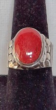 925 STERLING SILVER AND CORAL RING SIZE 6