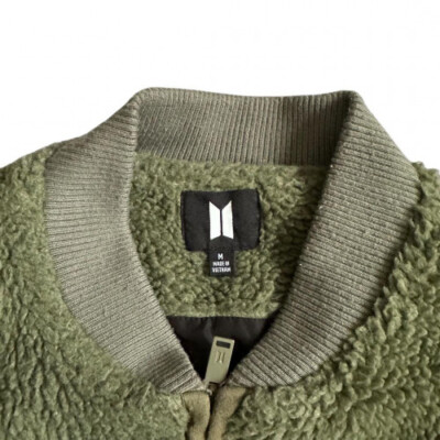 BTS mic drop ボアスウェット BTS MIC Drop Boa Fleece M Size | eBay