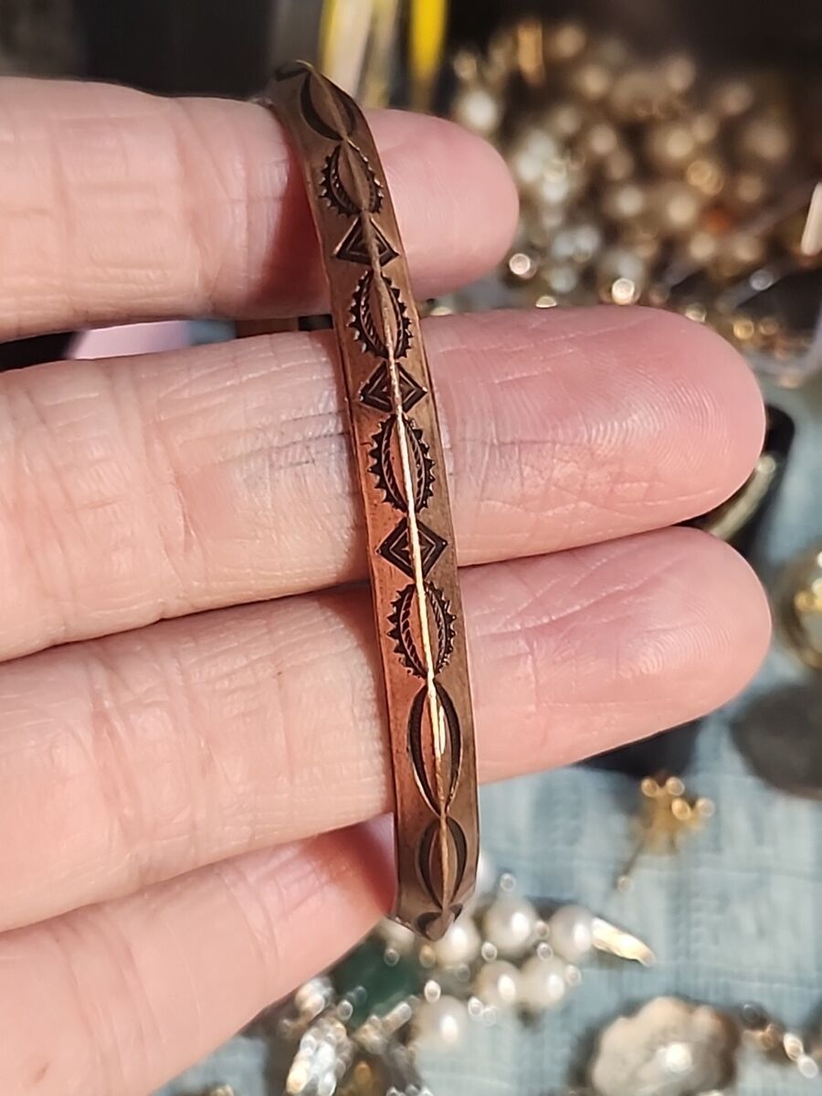 Native American Heavy Navajo Precise Hand Detailed Copper Bracelet Cuff Native American Heavy Navajo Precise Hand Detailed Copper Bracelet Cuff