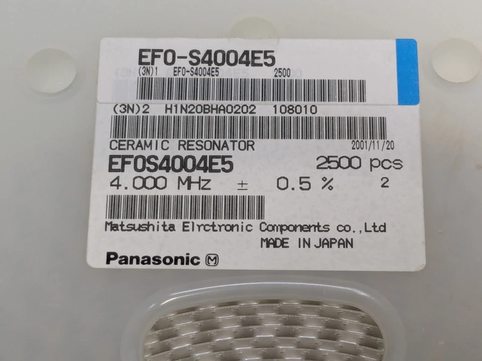Carrete parcial de Panasonic EFO-S4004E5: resonador de cerámica con tapa 4,00 MHz 5 % Foto 2 de 4