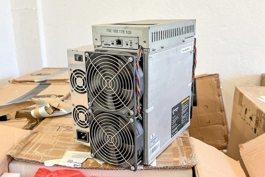 ⛏️ Miningrechner Innosilicon T3+ 57T - Professioneller SHA256 ASIC Miner ⛏️ - Bild 4 von 4