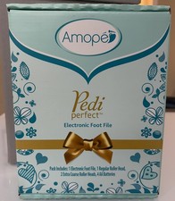 Amope Pedi Perfect Electronic Foot File Holiday Gift Set
