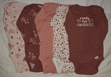 Baby Girls Gerber Lot of 5 Long Sleeve Onesies Size 3-6 Months Pink and Maroon