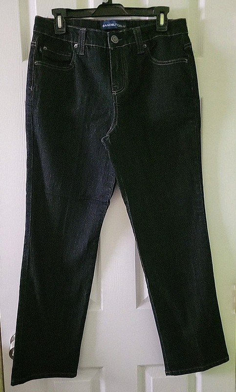 BandolinoBlu Women's Size 12 Short Mandie Classic Fit Straight Leg Denim Jeans