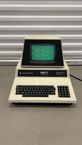 COMMODORE PET 2001 - 32 N - Commodore Computer  1977 TESTED READ