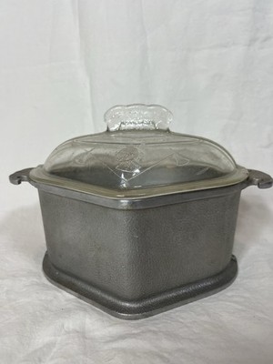 Vintage Guardian Service Triangular Aluminum Roaster w Glass Lid 9   