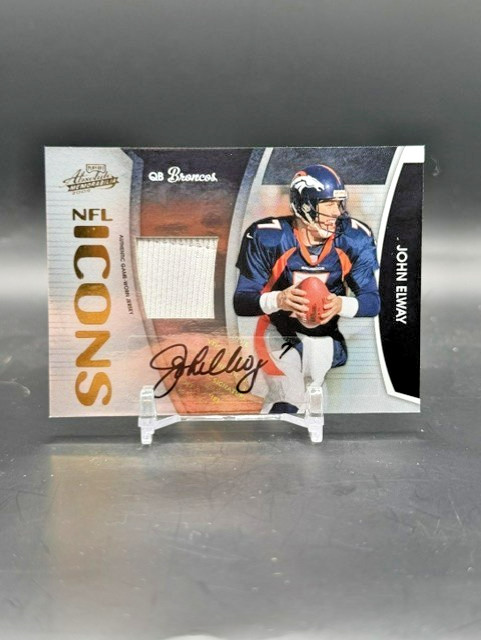 2009 Panini Absolute John Elway NFL ICONS Auto Game Worn Patch/25 (MEM,AUTO) HOF