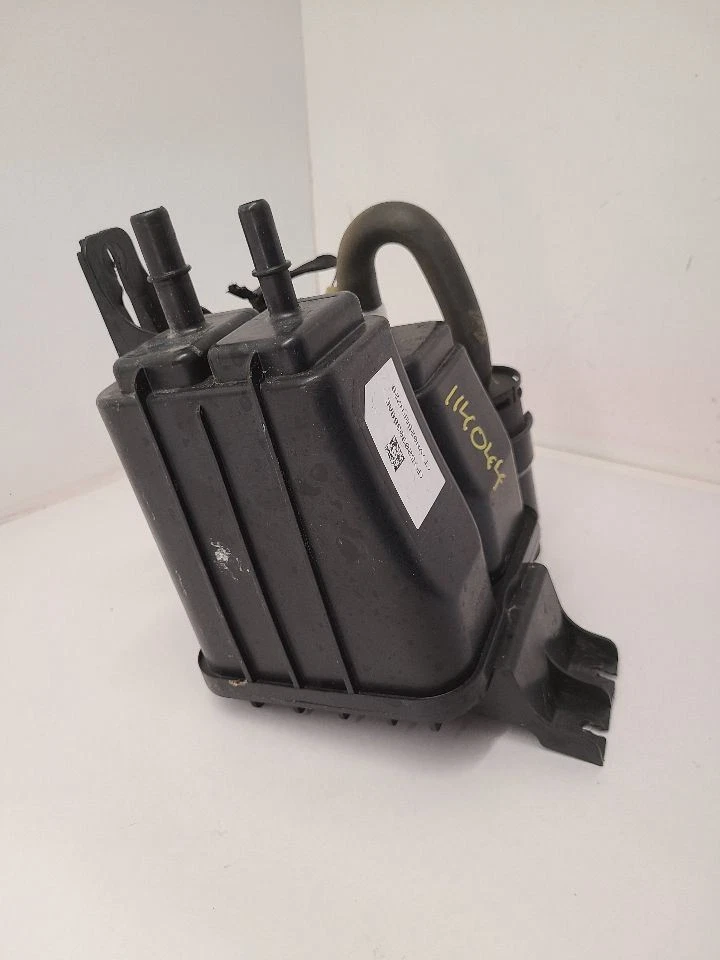 2017-2024 CHRYSLER PACIFICA Fuel Vapor Canister 57009312AA 17-24    Foto 3 de 4