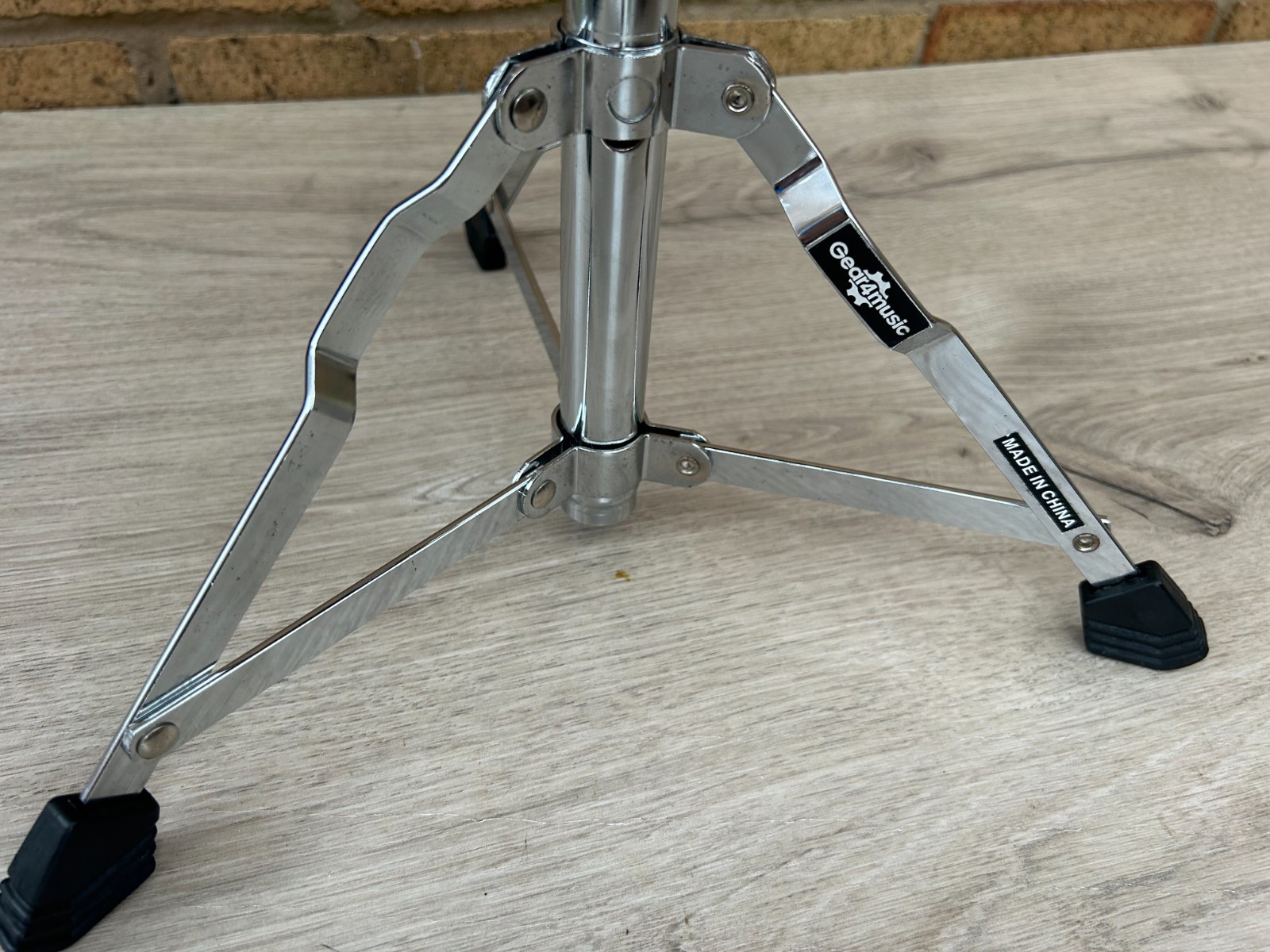 Gear4music JUNIOR Drum Stool | Chrome on Steel | Adjustable height | Padded seat photo 3