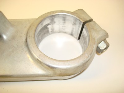 KAWASAKI 97 ZX9R NINJA STEERING STEM LOWER FORK CLAMP 44037