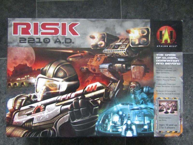 Risk 2210 AD Board Game Avalon Hill Hasbro Vintage 2001 100% Complete VGC