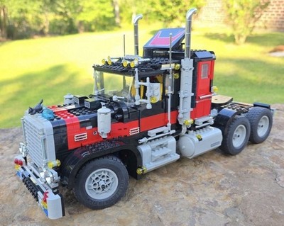 LEGO MODEL TEAM 5571 GIANT TRUCK - BLACK CAT Retired Complete Vintage