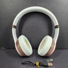 Beats by Dr. Dre Solo3 Wireless On-Ear Headphones A1796 - Rose Gold GRADE B