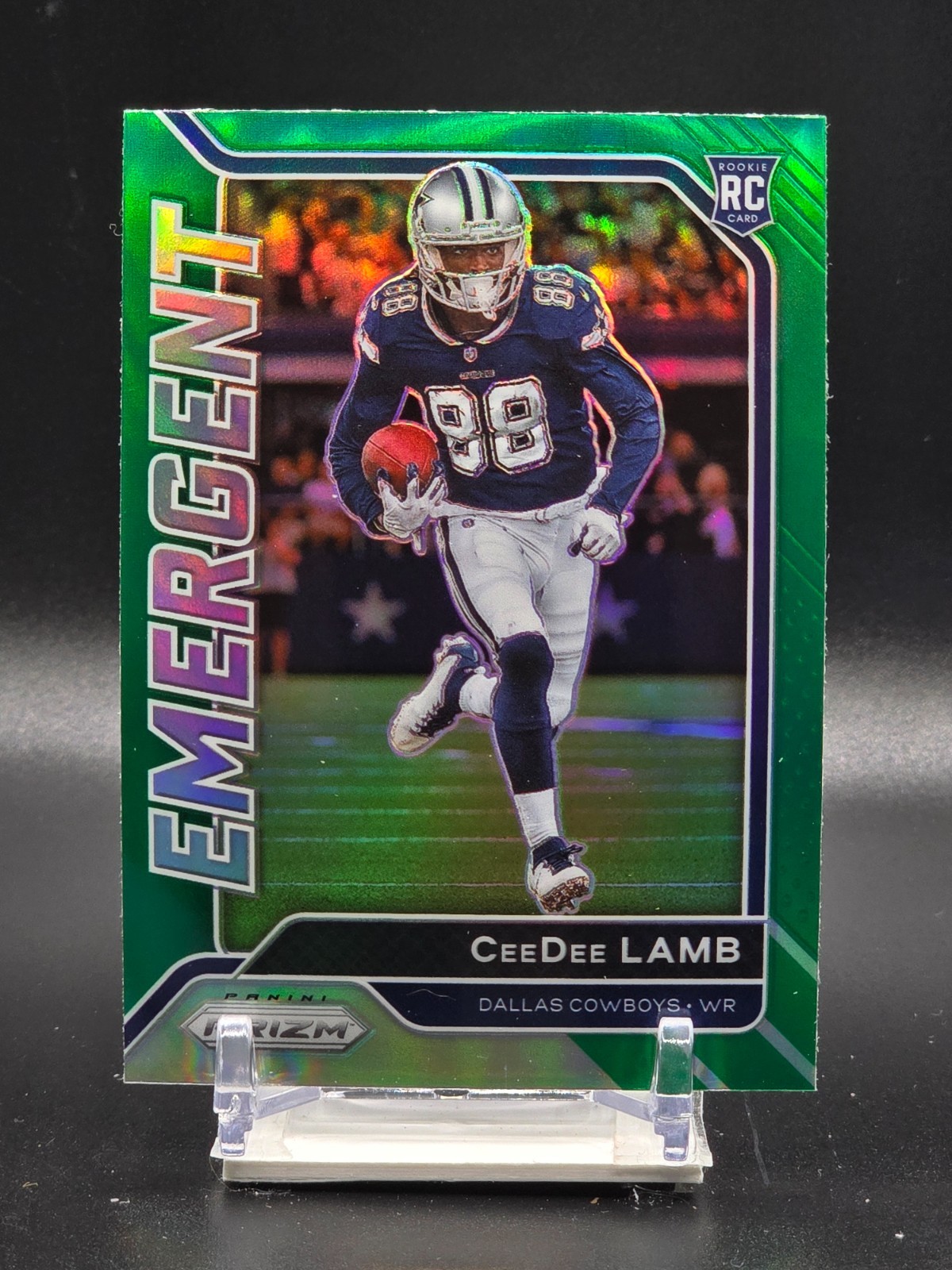 2020 Panini Prizm - Emergent CeeDee Lamb #7 Green Prizm (RC)