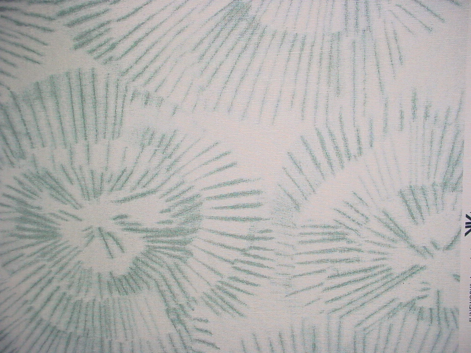 Tela de tapicería de lino estampada verde Ming Linework Kravet Couture Linework 2-7/8 años Foto 3 de 4