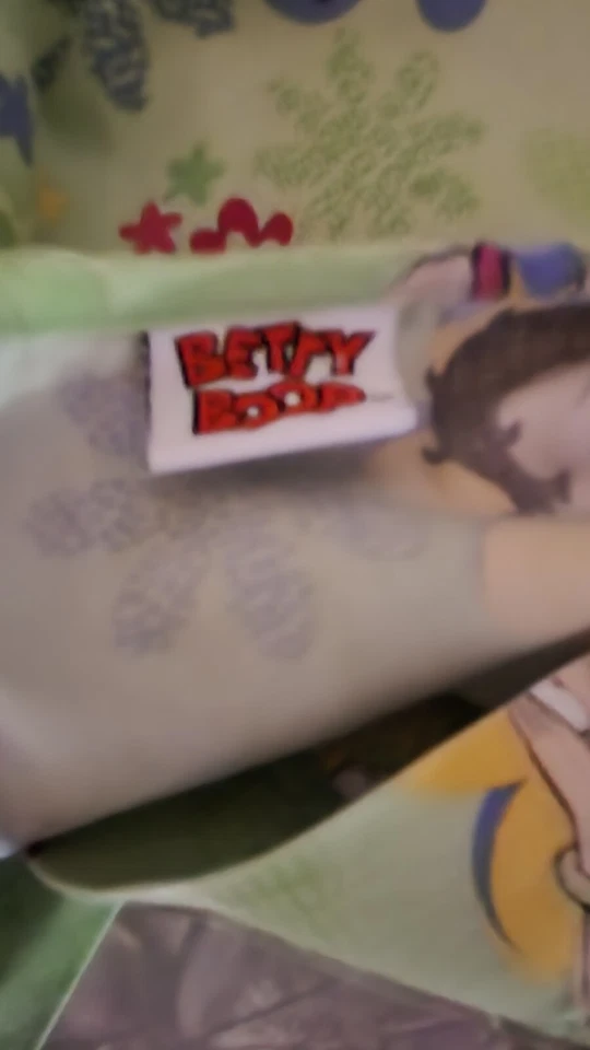 Blusa Médica Betty Boop and Puppy Mujer Manga Corta 2 Bolsillos Cuello en V Med Foto 4 de 4