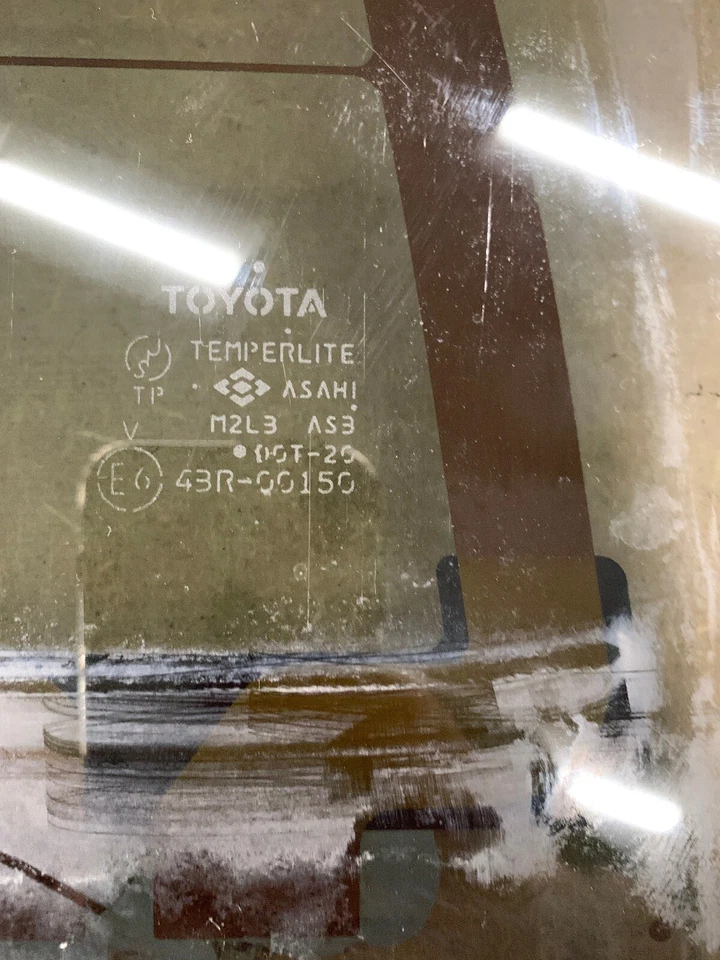 1999 - 2002 年丰田 4Runner 尾门升降门窗玻璃加热绿色 — 第 3/4 张图片