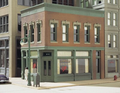 DPM #11300 - HO Scale Building Kit - Carol's Corner Cafe  NEW (Woodland Scenics)