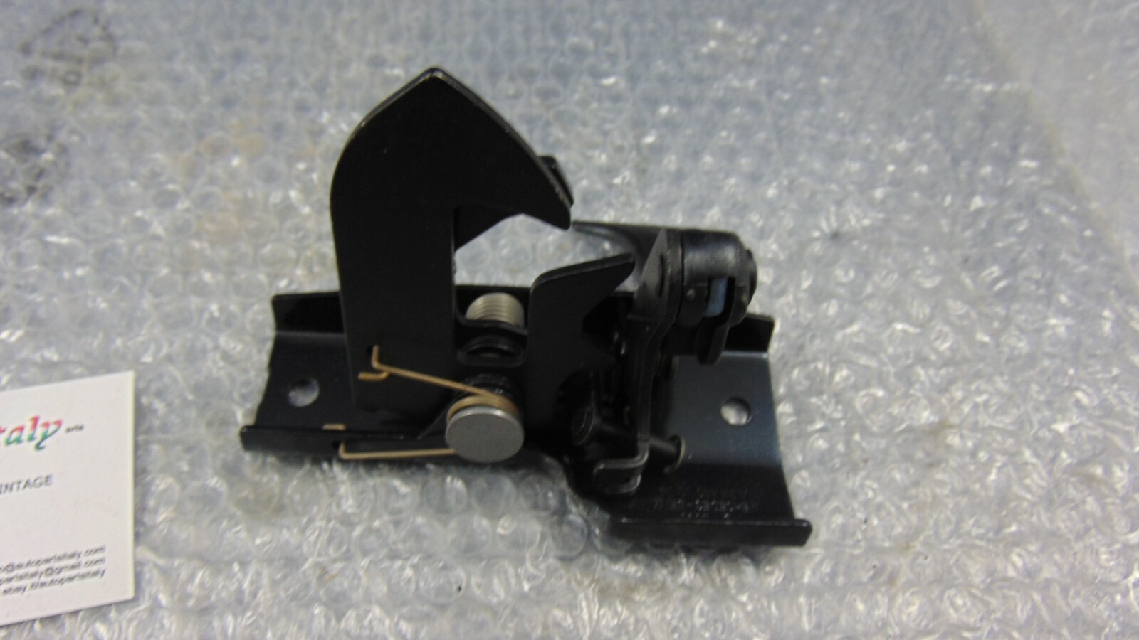 Hook Lock Bonnet Front Compatible With A2118800464 Mercedes Class 