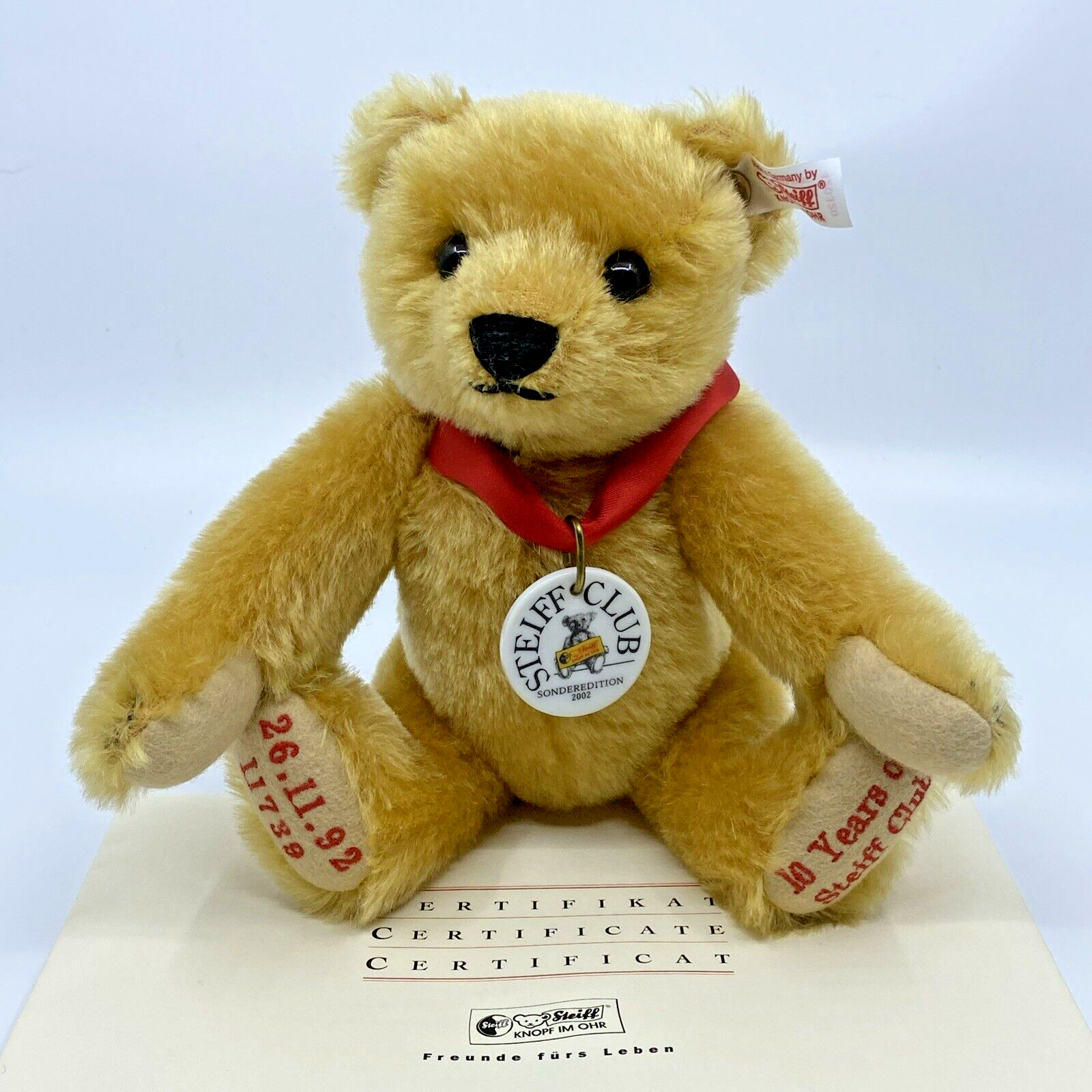 Steiff Decade Teddy Bear - Ltd Edition - 25cm, Gold Mohair  EAN:420320 - 2002