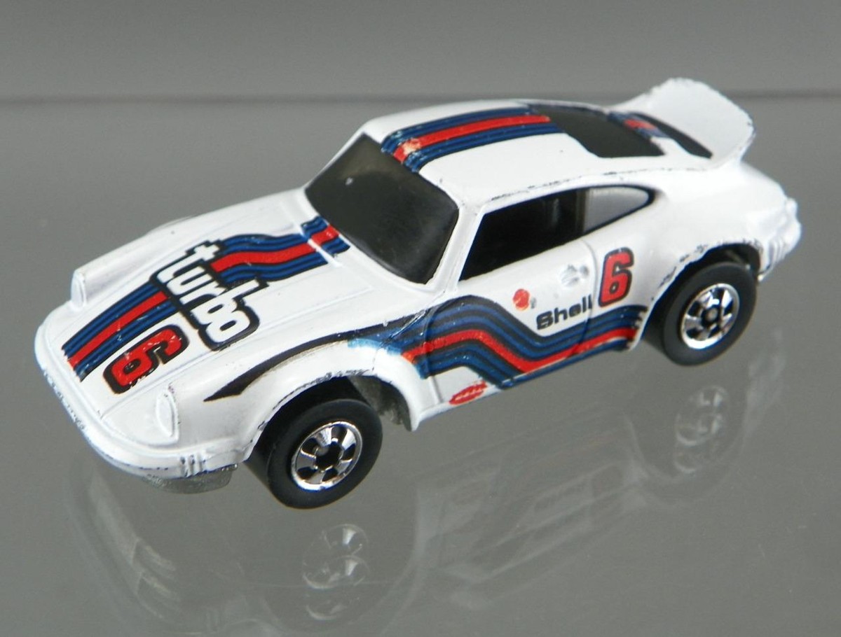 Vintage 1974 Hot Wheels Diecast 1/64 White Porsche Turbo P-911