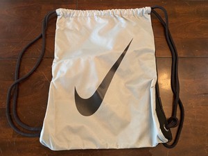 nike tote backpack