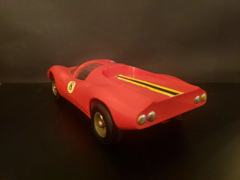 FERRARI DINO COCHE DEPORTIVO PLAYART A BATERÍA HONG KONG PLÁSTICO FUNCIONANDO RARO  Foto 2 de 4