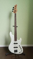 Ibanez Mode MDM1000 / guitare basse électrique avec sacoche de concert originale