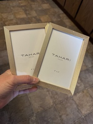 Tahari Home 4x6 Photo Picture Frame Gold Tone Textured Border Set Of 2 NWOT