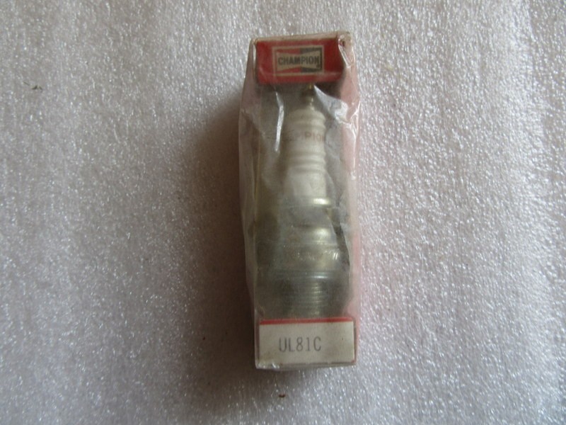 SP24 Champion Marine UL81C Spark Plug OEM New Factory Boat Parts
