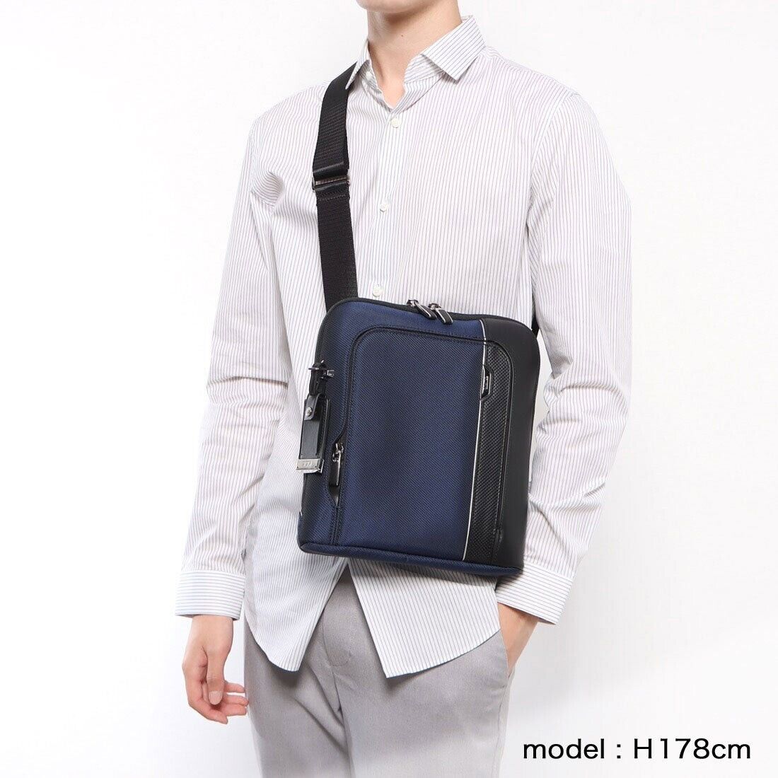 TUMI Arrive' Olten Crossbody Bag Nylon/Leather Black [outlet TUMI Arrive' Olten Crossbody Bag Nylon/Leather Black [outlet